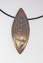 Load image into Gallery viewer, Mixed Metals Leaf with Dew